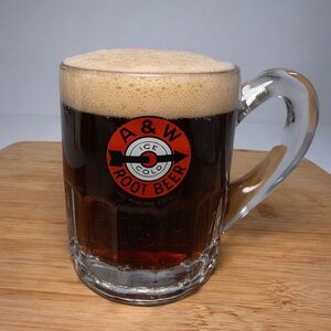 Vintage A&W “Ice Cold Root Beer” Heavy Glass Mug